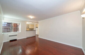 25-10 31st Ave in Queens, NY - Building Photo - Building Photo