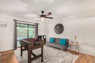 1655 E Glencove St-Unit -ID1247665P in Mesa, AZ - Foto de edificio - Building Photo