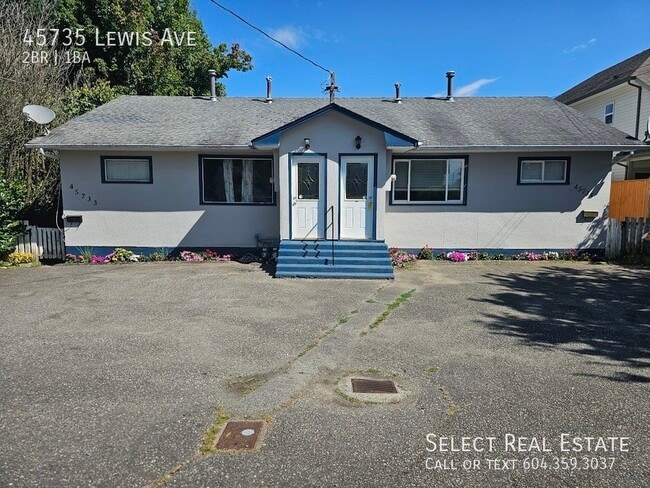 45735 Lewis Ave in Chilliwack, BC - Building Photo - Building Photo