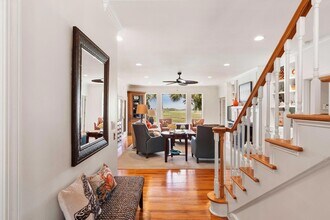 16 Fairway Village Ln, Unit 8407 in Isle Of Palms, SC - Foto de edificio - Building Photo