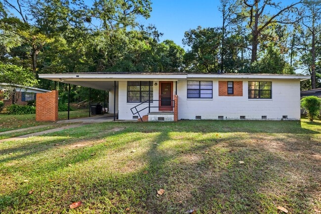 property at 221 N Lipona Rd