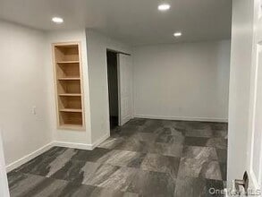 116 E Main St in Port Jefferson, NY - Building Photo - Building Photo