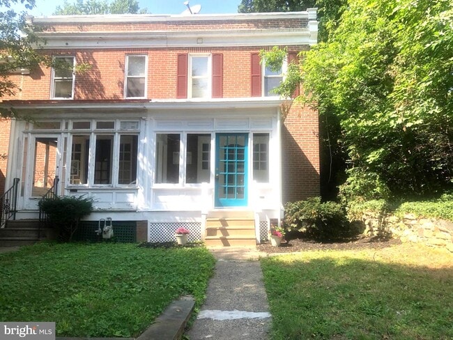 property at 417 W Baltimore Ave