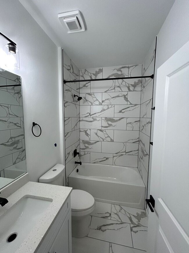 1128 Bismarck Rd in Port Charlotte, FL - Building Photo - Building Photo