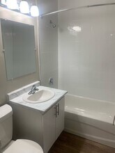 2 Dorado Ct in Toronto, ON - Building Photo - Building Photo