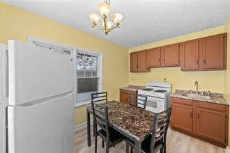 20 Temple St in Fitchburg, MA - Foto de edificio - Building Photo