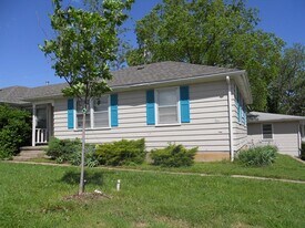 1320 N Manhattan Ave, Unit 1320