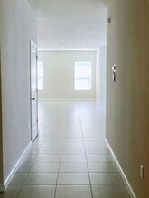 5530 Bonn Way in St. Cloud, FL - Building Photo - Building Photo