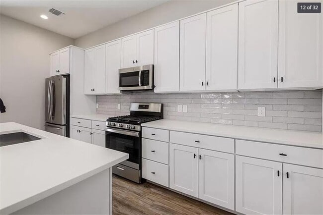 property at 3809 Valley View Rd