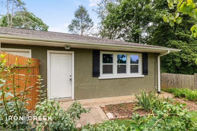 346 Cummins Rd in Asheville, NC - Building Photo - Building Photo