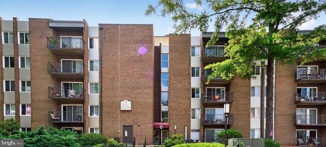 property at 60 S Van Dorn St