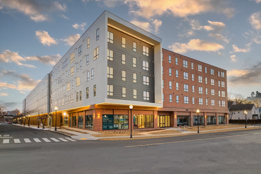 Cadence on Canal in New Haven, CT - Foto de edificio