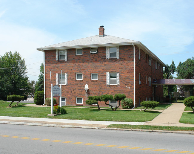 Cathedral Apartments in Omaha, NE - Foto de edificio - Building Photo