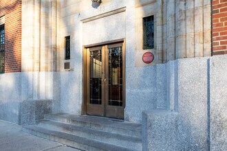 Christodora House in New York, NY - Foto de edificio - Building Photo