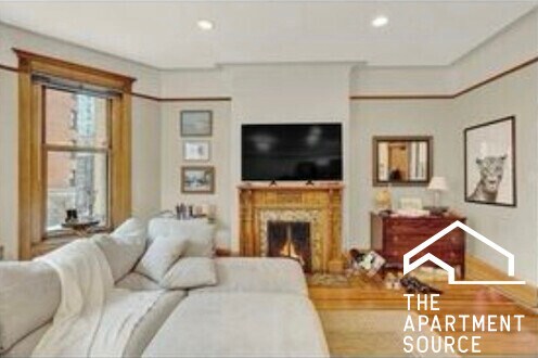 33 E Division St in Chicago, IL - Building Photo - Building Photo