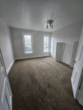 944 W 21st St in Erie, PA - Building Photo - Building Photo