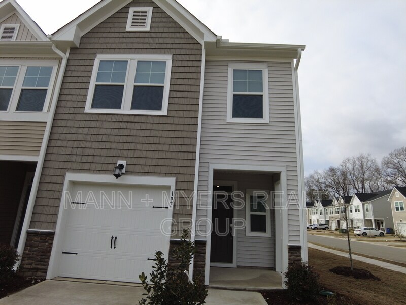 197 Copper Fox Ln in Smithfield, NC - Building Photo