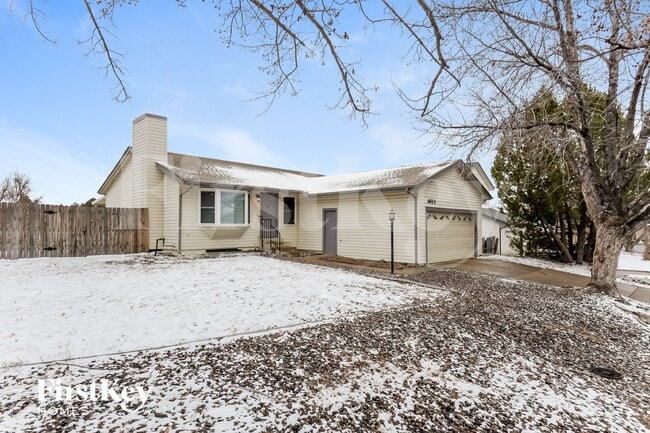 4071 S Nucla Way in Aurora, CO - Foto de edificio - Building Photo