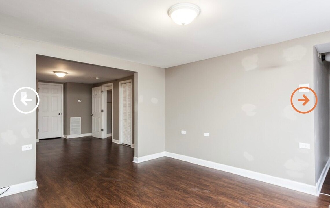 1634 N Campbell Ave, Unit G in Chicago, IL - Building Photo