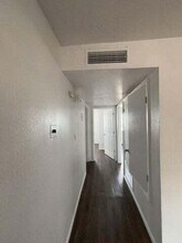 126 Rhode Island St SE in Albuquerque, NM - Building Photo - Building Photo