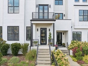 1006 Argyle Ave in Nashville, TN - Building Photo - Building Photo