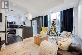 90 Absolute Ave in Mississauga, ON - Building Photo - Building Photo