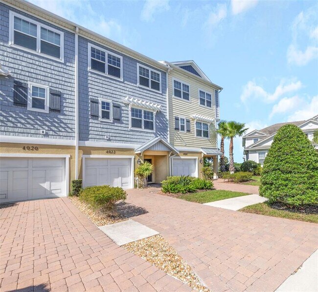 4022 Rocky Shores Dr in Tampa, FL - Building Photo - Building Photo