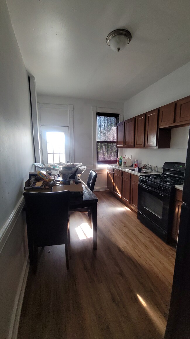 717 W Lanvale St in Baltimore, MD - Building Photo - Interior Photo