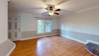 367 London Rd in Asheville, NC - Building Photo - Building Photo