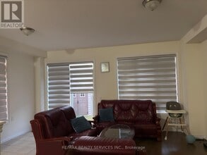 90 Royal Fern Cres in Caledon, ON - Building Photo - Building Photo