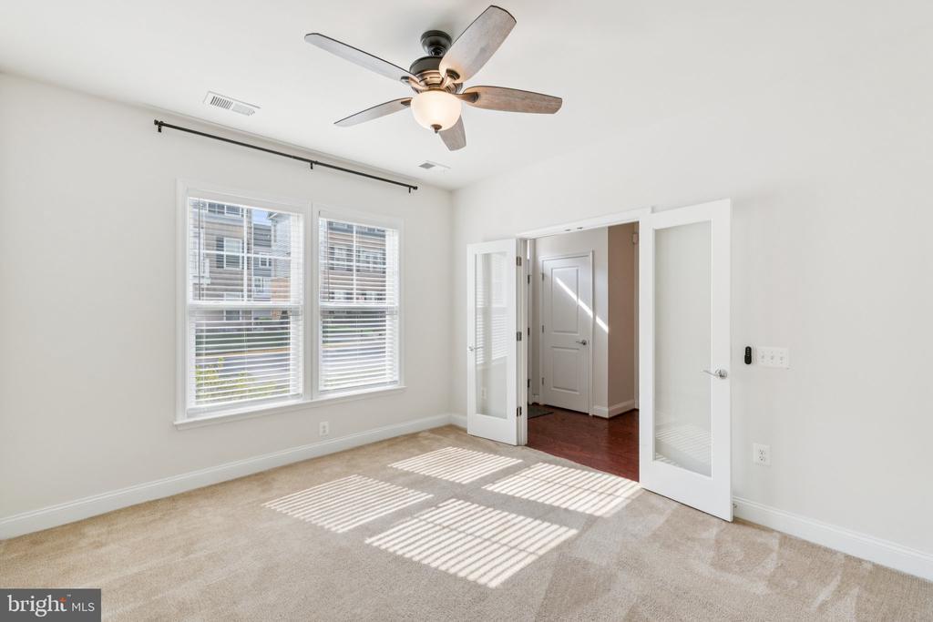 17258 Herring Gull Ln in Dumfries, VA - Building Photo