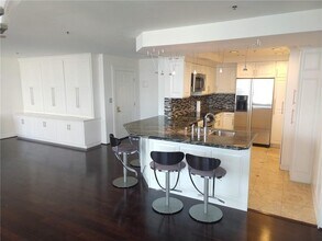48 W 300 S in Salt Lake City, UT - Building Photo - Building Photo