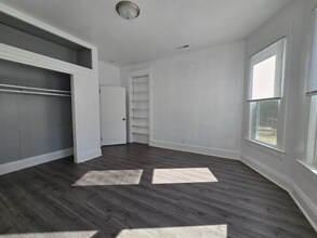 439 W Vine St in Springfield, IL - Building Photo - Building Photo