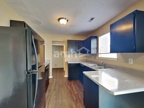 7650 Scatter Woods Ln in Indianapolis, IN - Building Photo - Building Photo