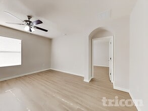 2449 Valhalla Dr in Tavares, FL - Building Photo - Building Photo