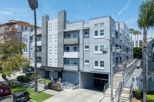 Carlton Way Towers in Los Angeles, CA - Building Photo