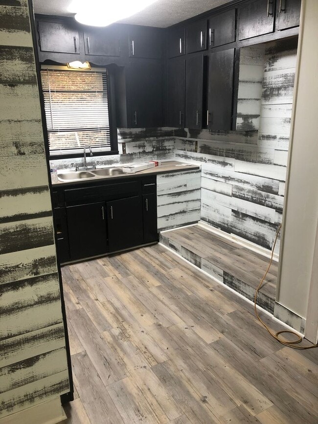 property at 1023 Cynthia Crescent