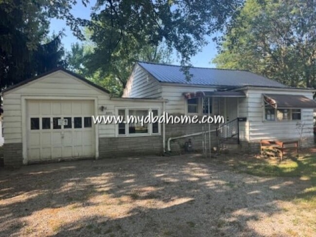 property at 2203 Rehm Dr