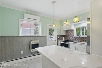 1638 Sanderson Ave in Scranton, PA - Building Photo - Building Photo