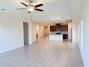 212 Cambria Green Ln in Katy, TX - Building Photo - Building Photo