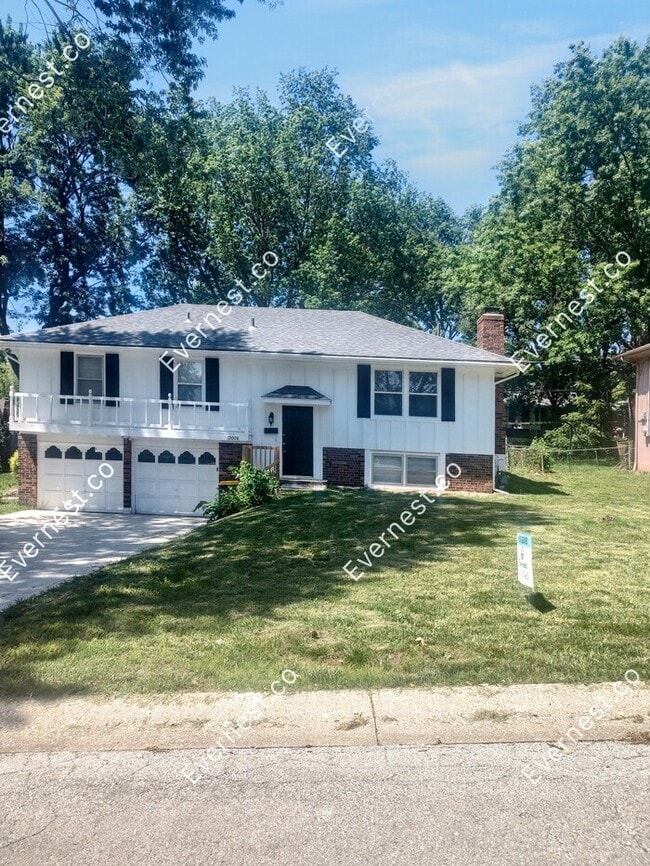 12008 E 56 St