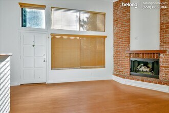 20224 Sherman Way in Los Angeles, CA - Building Photo - Building Photo