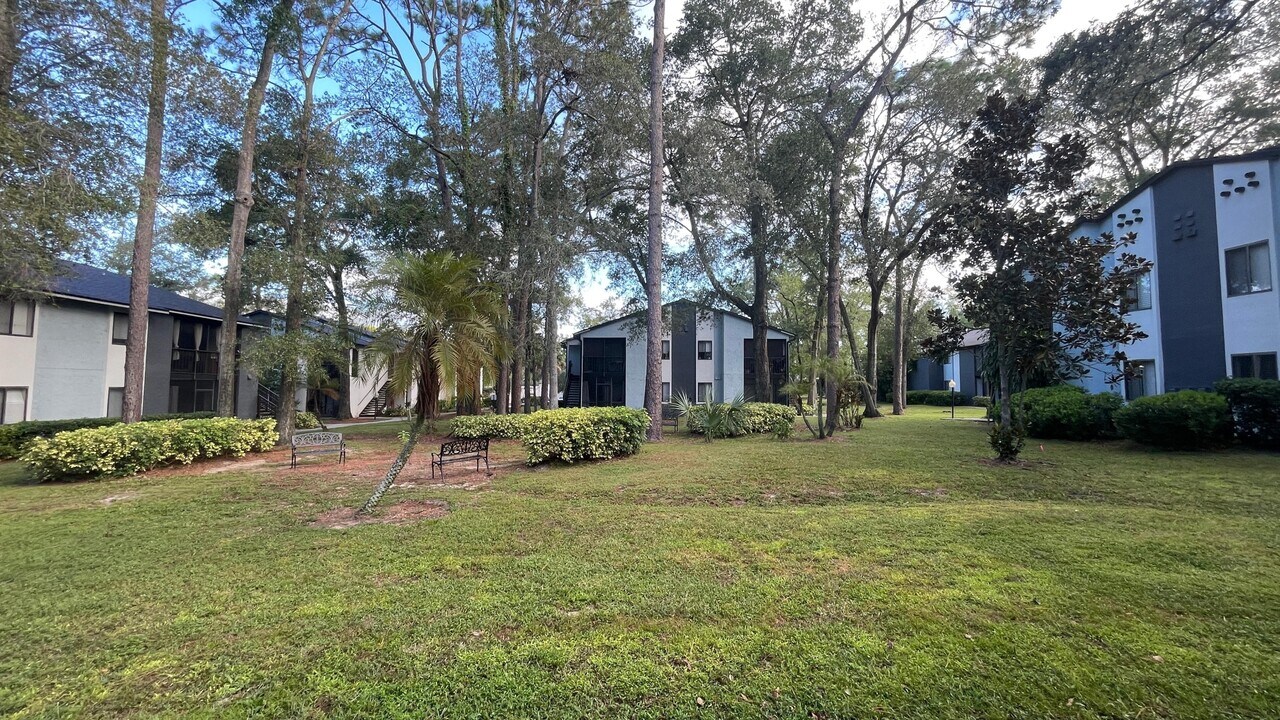 185 Waterfall Way in Altamonte Springs, FL - Building Photo