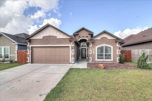 5817 Bella Di Giorno Dr in Corpus Christi, TX - Building Photo