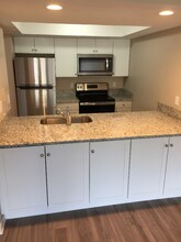 712 NW Fork Rd in Stuart, FL - Building Photo - Building Photo