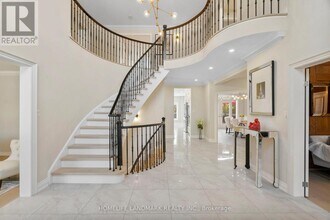 151 Highland Crescent in Toronto, ON - Building Photo - Building Photo