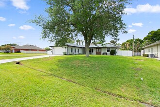 3238 SW Constellation Rd in Port St. Lucie, FL - Building Photo - Building Photo