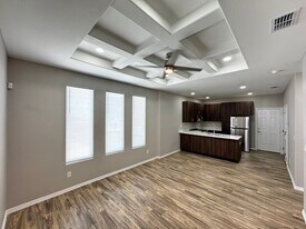 4008 La Vista Ave, Unit 1 in McAllen, TX - Building Photo