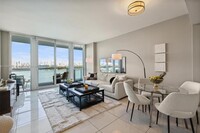 520 West Ave, Unit 1103 in Miami Beach, FL - Building Photo - Building Photo