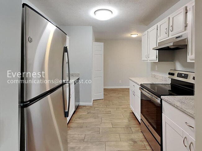 2117 Newbury Dr in Arlington, TX - Building Photo - Building Photo